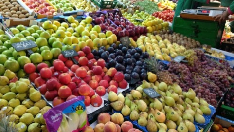 A fruit market in the medina!